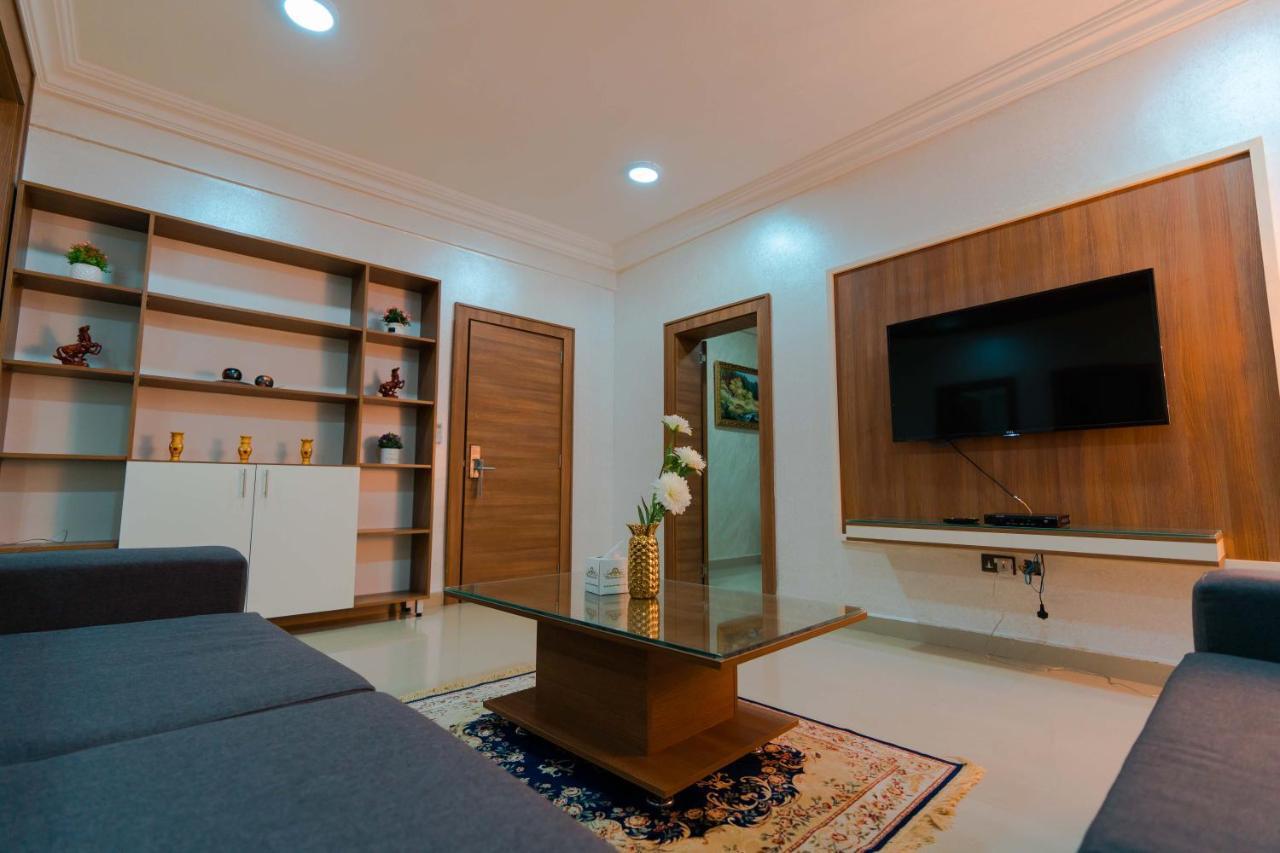 Phoenicia Suites Wupa المظهر الخارجي الصورة